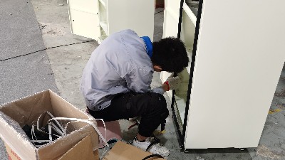 執(zhí)信環(huán)保移動式除塵器,制造加工企業(yè)的煙塵凈化設(shè)備！