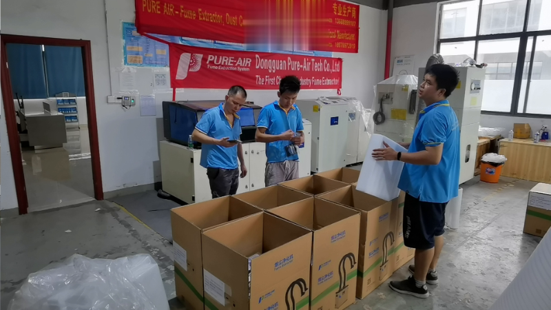 煙塵凈化機(jī),工業(yè)煙塵凈化機(jī),車間煙塵凈化機(jī)。