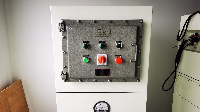 工業(yè)防爆除塵器,執(zhí)信環(huán)保專注車間安全粉塵凈化設備制造。